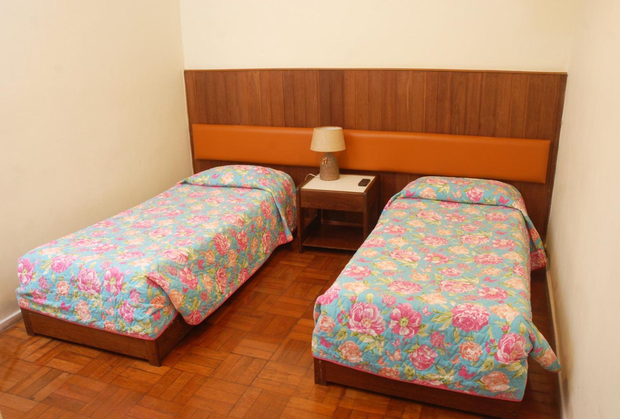 Hotel Bucsky Nova Friburgo Zimmer foto